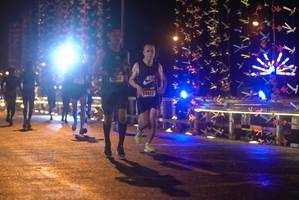 BIB: 0433
                            <button type="button" onclick="openModal(18276543)" class="btn btn-primary btn-sm float-right btn-popup" data-toggle="modal" data-target=".modal-high-quality">
                        <i class="fas fa-shopping-cart"></i> Add to Cart
                    </button>
                                            <button type="button" onclick="isThisMe(18276543, true)" class="btn btn-success btn-sm float-right btn-popup btn-isme hidden" data-toggle="tooltip" data-placement="bottom" title="นี่คือรูปของคุณใช่ไหม คลิกที่นี่เพื่อเอาเข้าอัลบั้ม">
                        <i class="fas fa-plus"></i> Add to album
                    </button>
                    <button type="button" onclick="isThisMe(18276543, false)" class="btn btn-warning btn-sm float-right btn-popup btn-isnotme hidden">
                        <i class="fas fa-ban"></i> Remove from album
                    </button>